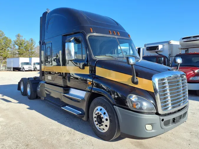 2020 FREIGHTLINER/MERCEDES CASCADIA 125