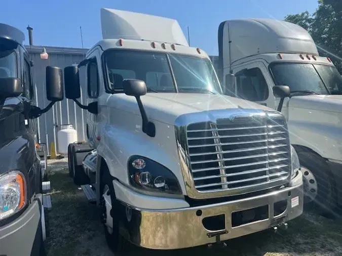 2019 FREIGHTLINER/MERCEDES CASCADIA 125