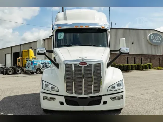 2022 PETERBILT 579