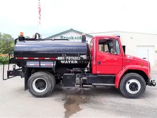 2003 FREIGHTLINER FL80