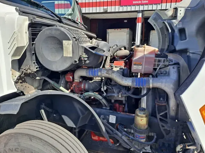 2019 VOLVO VNL64T-3001fa958e9d8eac7f5e1e122a075fb87a1