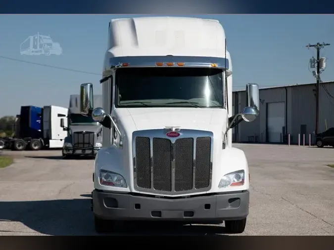 2022 PETERBILT 579