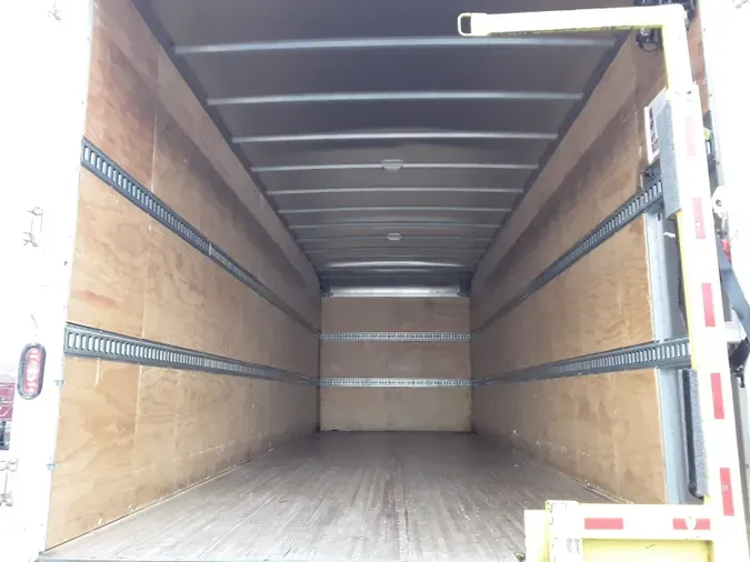 2019 NAVISTAR INTERNATIONAL 4300