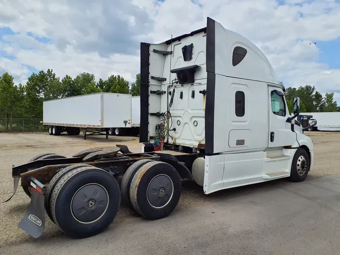 2018 FREIGHTLINER/MERCEDES NEW CASCADIA PX12664