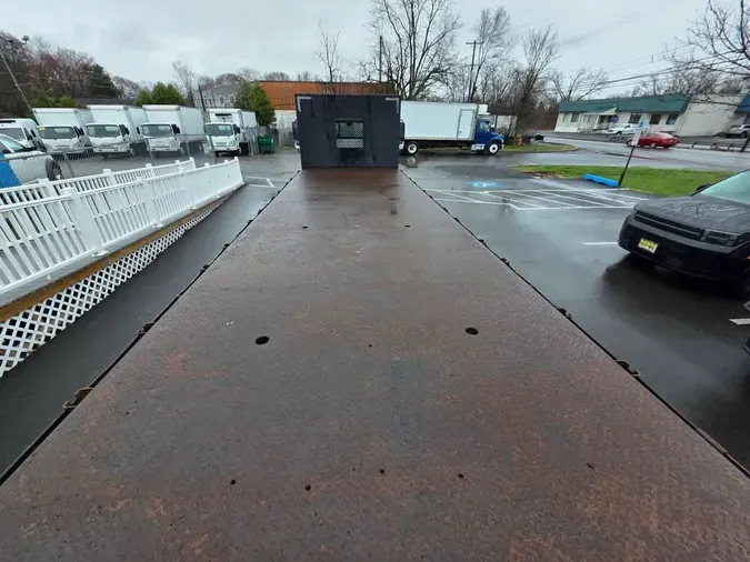 2018 FREIGHTLINER/MERCEDES M2 1061fb27caee9628cd5ac71dc6671332bfb