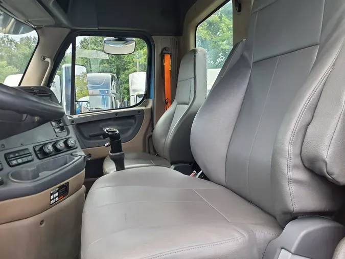 2018 FREIGHTLINER/MERCEDES CASCADIA 125