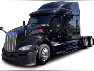 2023 Peterbilt 579