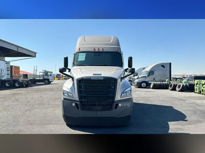 2023 Freightliner Cascadia