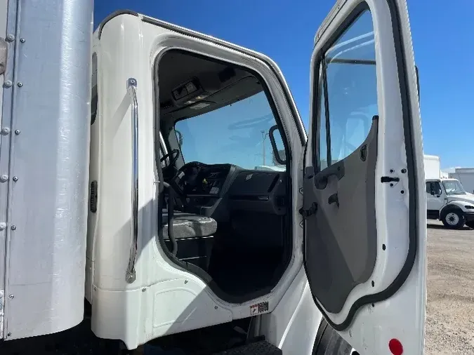 2018 Freightliner M2