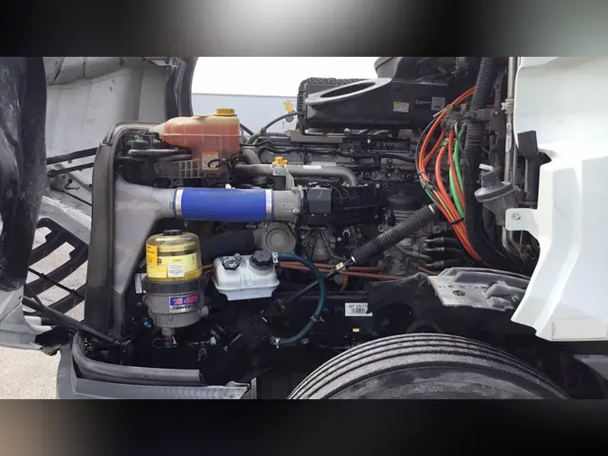 2021 Freightliner Cascadia 126