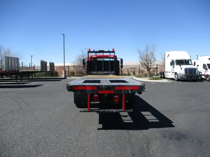 2020 FREIGHTLINER/MERCEDES M2 106