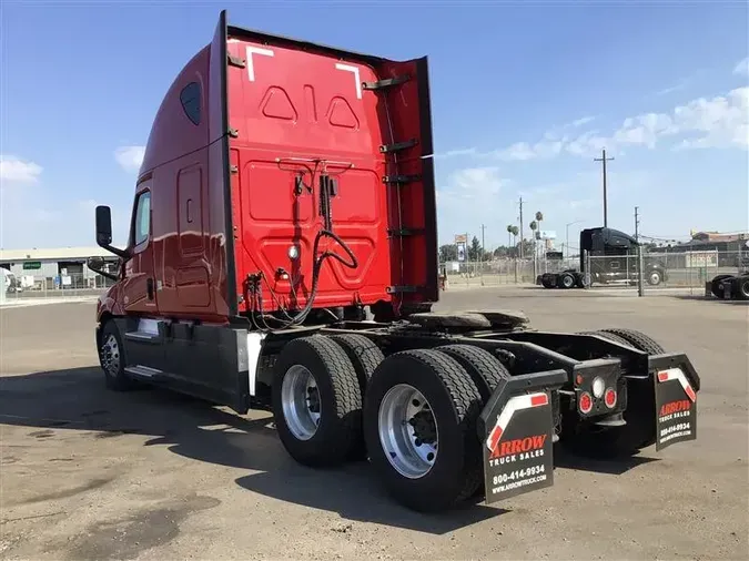 2020 FREIGHTLINER CASCADIA