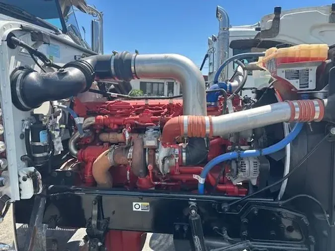 2021 Peterbilt 389