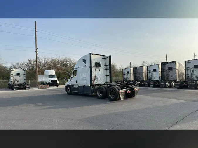 2022 Freightliner Cascadia 1261fd0f636e86debb5c9626b61a23cc17a