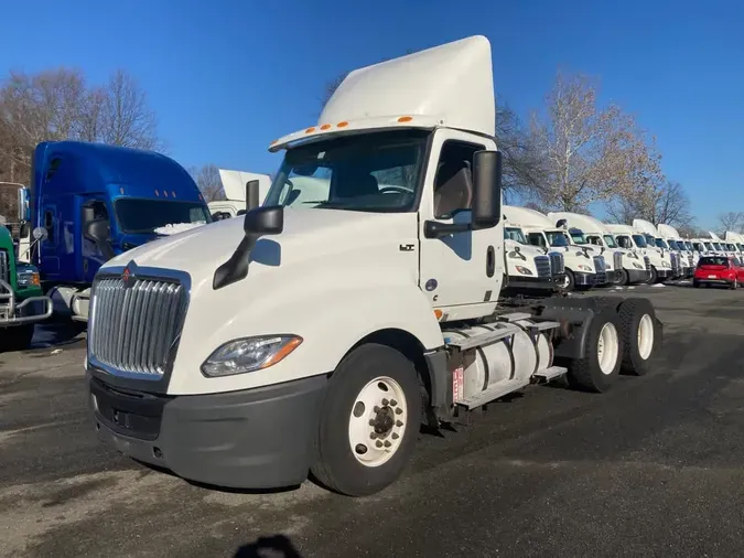 2019 NAVISTAR INTERNATIONAL LT625 DAYCAB T/A1fd1f54d0620e1477d9a2a37732572f6