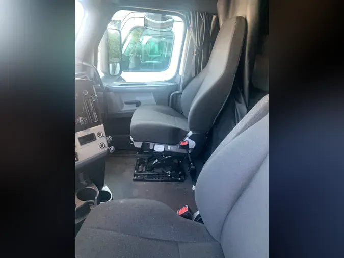 2020 FREIGHTLINER/MERCEDES NEW CASCADIA PX126641fd6e6761ebfa0c5b897abac96fb961b