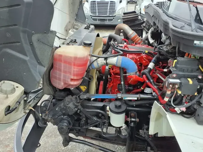 2019 NAVISTAR INTERNATIONAL 4300