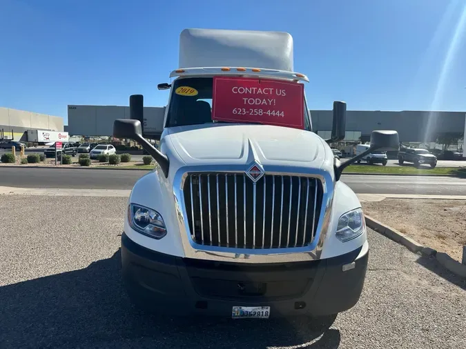 2019 NAVISTAR INTERNATIONAL LT625 DAYCAB T/A