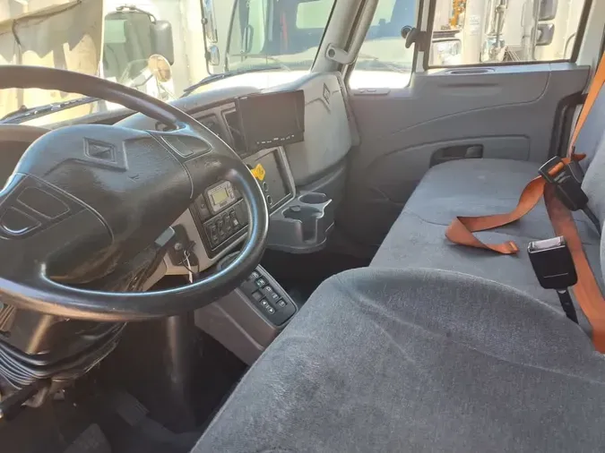 2019 NAVISTAR INTERNATIONAL 4300