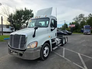 2016 FREIGHTLINER/MERCEDES CASCADIA 125