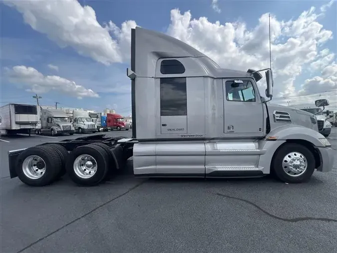 2017 WESTERN STAR 5700XE