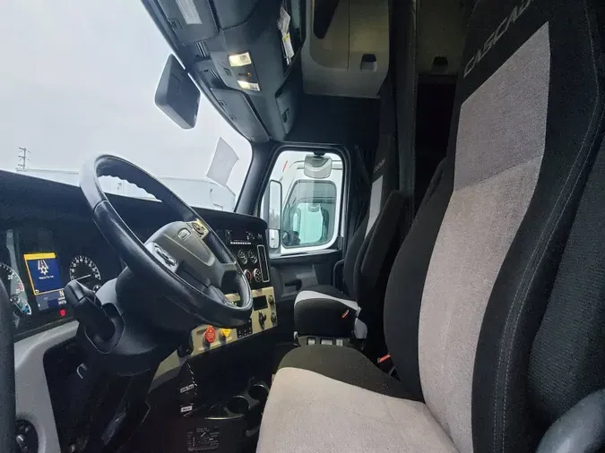 2023 FREIGHTLINER CASCADIA 126