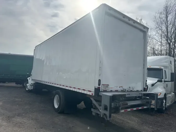 2018 FREIGHTLINER/MERCEDES M2 106