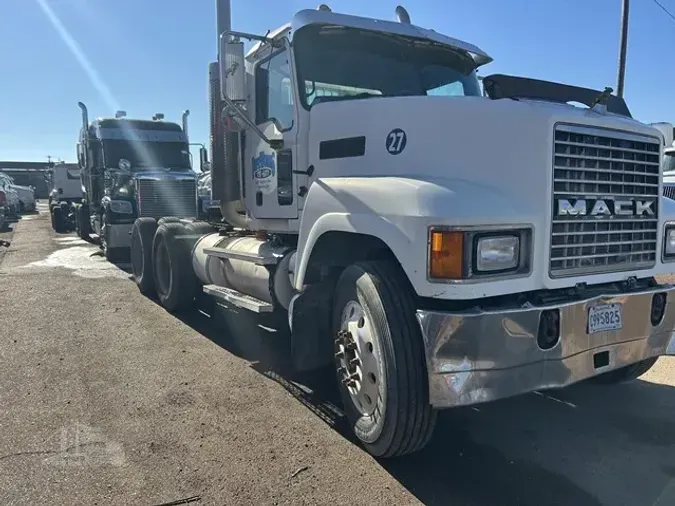 2007 MACK CHN613
