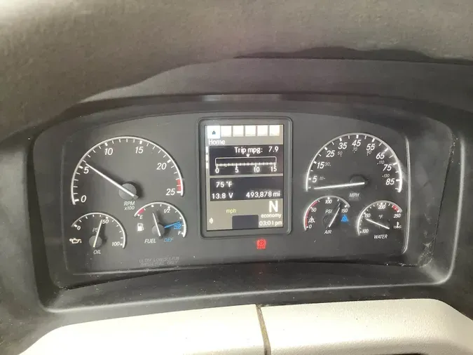 2021 Freightliner Cascadia 126