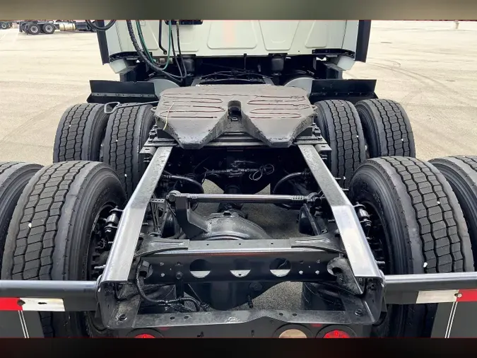 2022 INT LT625 6x4