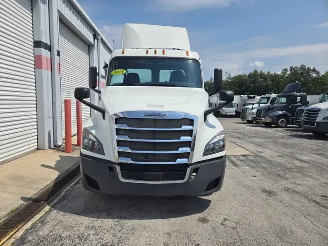2018 FREIGHTLINER NEW CASCADIA PX12664
