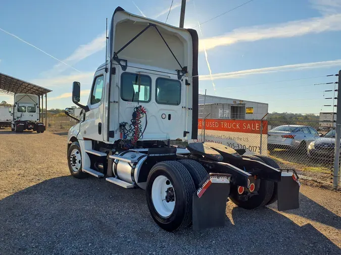 2019 FREIGHTLINER/MERCEDES NEW CASCADIA 126