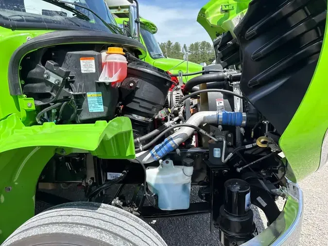 2020 FREIGHTLINER/MERCEDES M2 106
