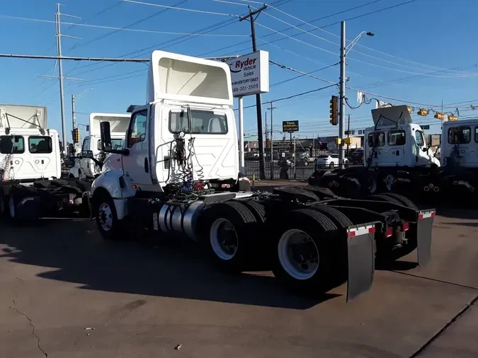 2019 NAVISTAR INTERNATIONAL LT625 DAYCAB T/A1fec5c12803bb5ecb36f6e8926ba8ac8