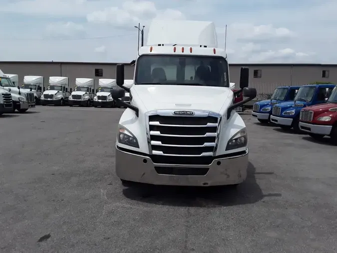 2019 FREIGHTLINER NEW CASCADIA PX12664
