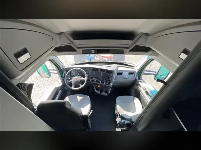 2021 KENWORTH T680