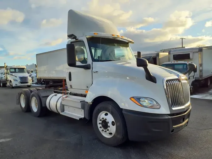 2019 NAVISTAR INTERNATIONAL LT625 DAYCAB T/A1ff1092e53ba9dd739887d383ef49abf