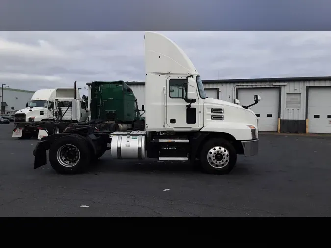 2020 Mack Anthem1ff13f8d8a6d525c1de45500a2af76d8