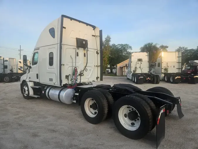 2022 FREIGHTLINER/MERCEDES NEW CASCADIA PX126641ff4eba32e5d2df78df19aea47e38dfa