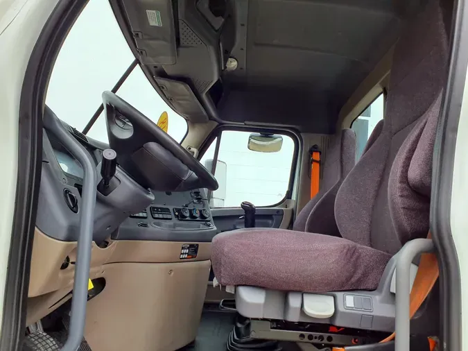 2018 FREIGHTLINER/MERCEDES CASCADIA 125