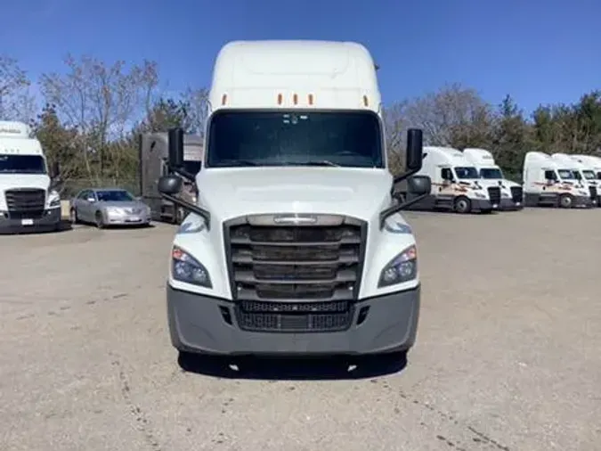 2020 Freightliner Cascadia