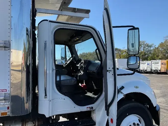 2018 Freightliner M2