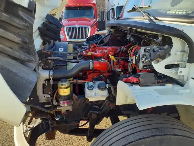 2018 FREIGHTLINER/MERCEDES M2 106