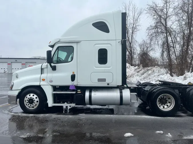 2019 FREIGHTLINER/MERCEDES CASCADIA 125