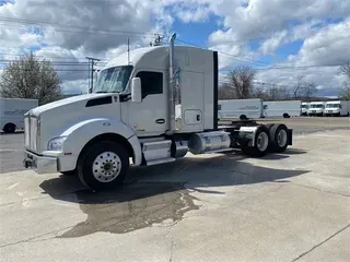 2018 KENWORTH T880