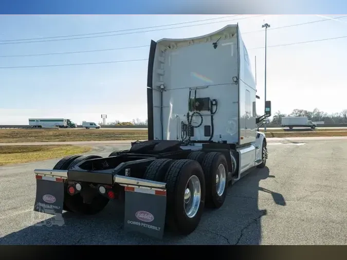 2022 PETERBILT 579