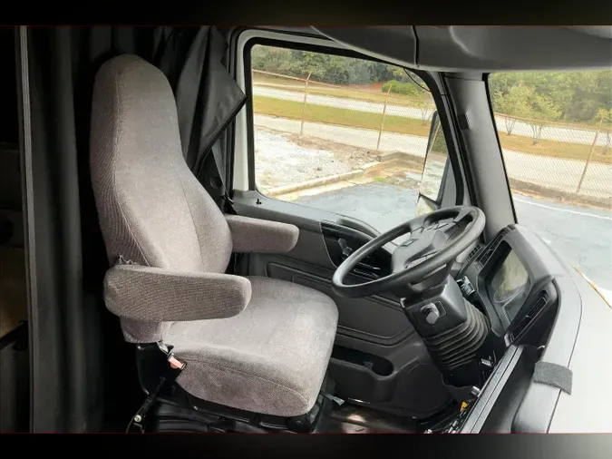 2022 INT LT625 6x4