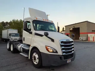 2019 FREIGHTLINER NEW CASCADIA PX12664