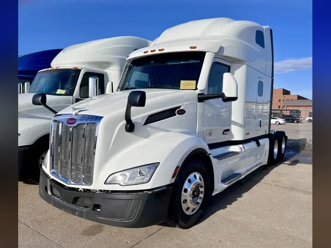 2022 PETERBILT 579