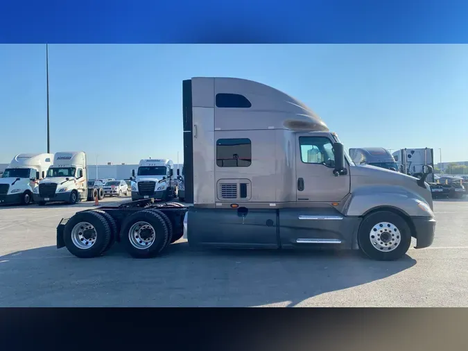 2022 International LT20089d61793cbde3e35085ae643cefdf